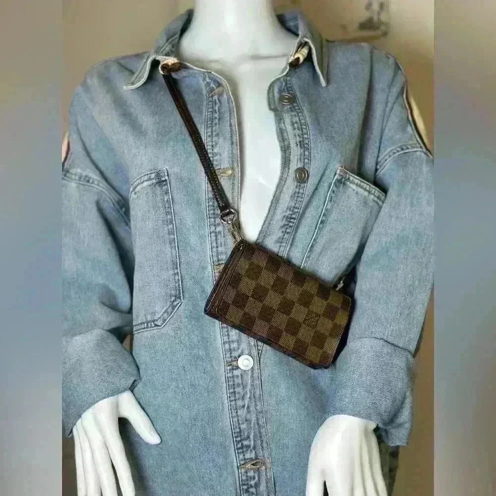 Authentic Louis Vuitton Damier Ebene WOC